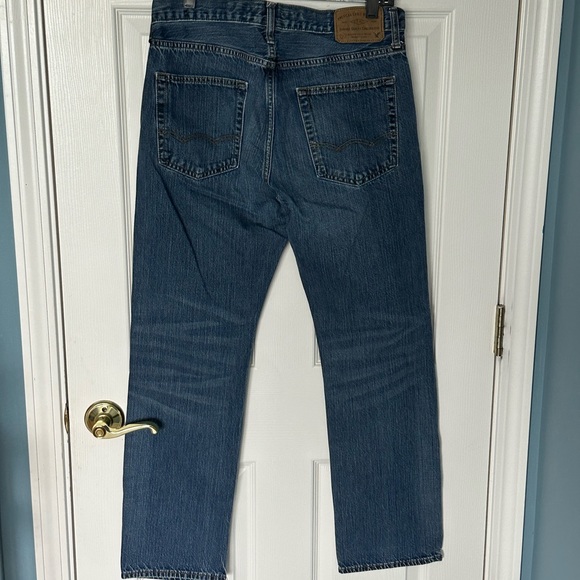 American Eagle Original Straight Jeans - Picture 2 of 4